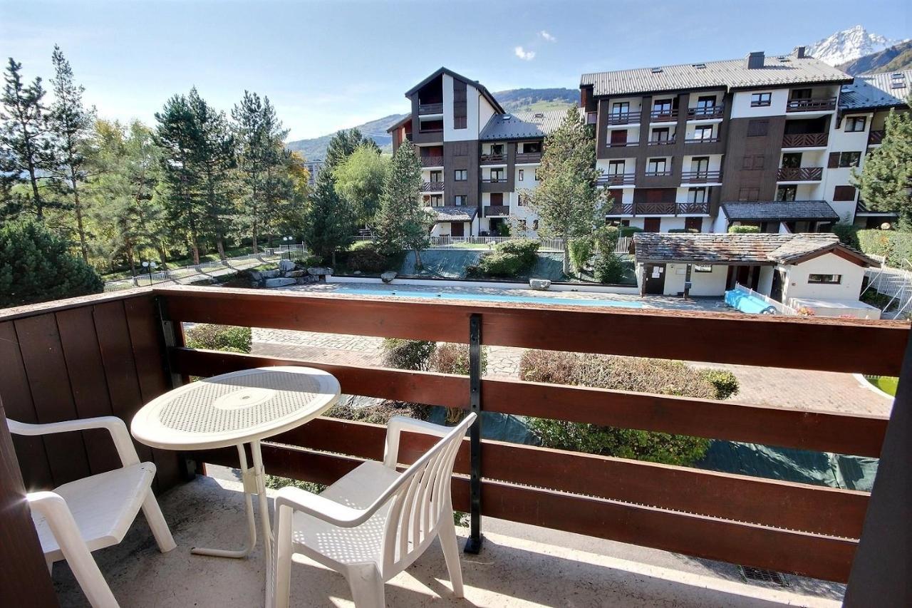 1 Bedroom Flat, Heated Pool, Heart Of Village, Parking, Wifi Bourg-Saint-Maurice Exteriör bild